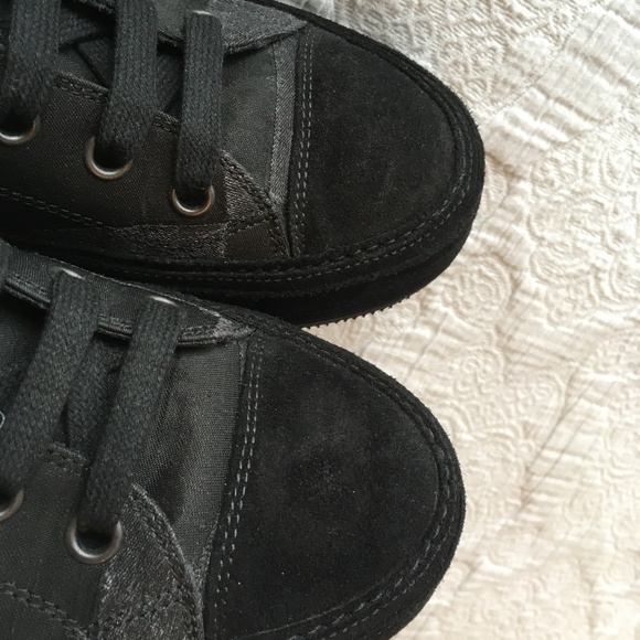 Ann Demeulemeester High-Top Sneakers - Picture 14 of 14